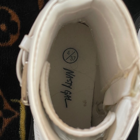 Nasty Gal Boots - Picture 10 of 16